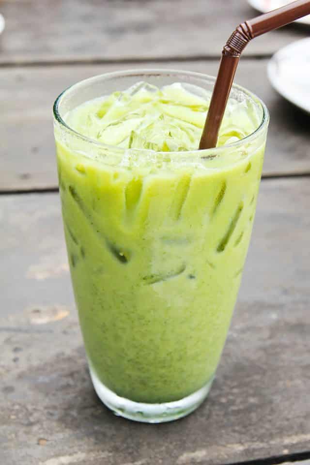 Homemade Green Tea and Peach Smoothie