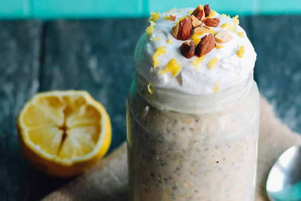 Lemon cream pie overnight oats