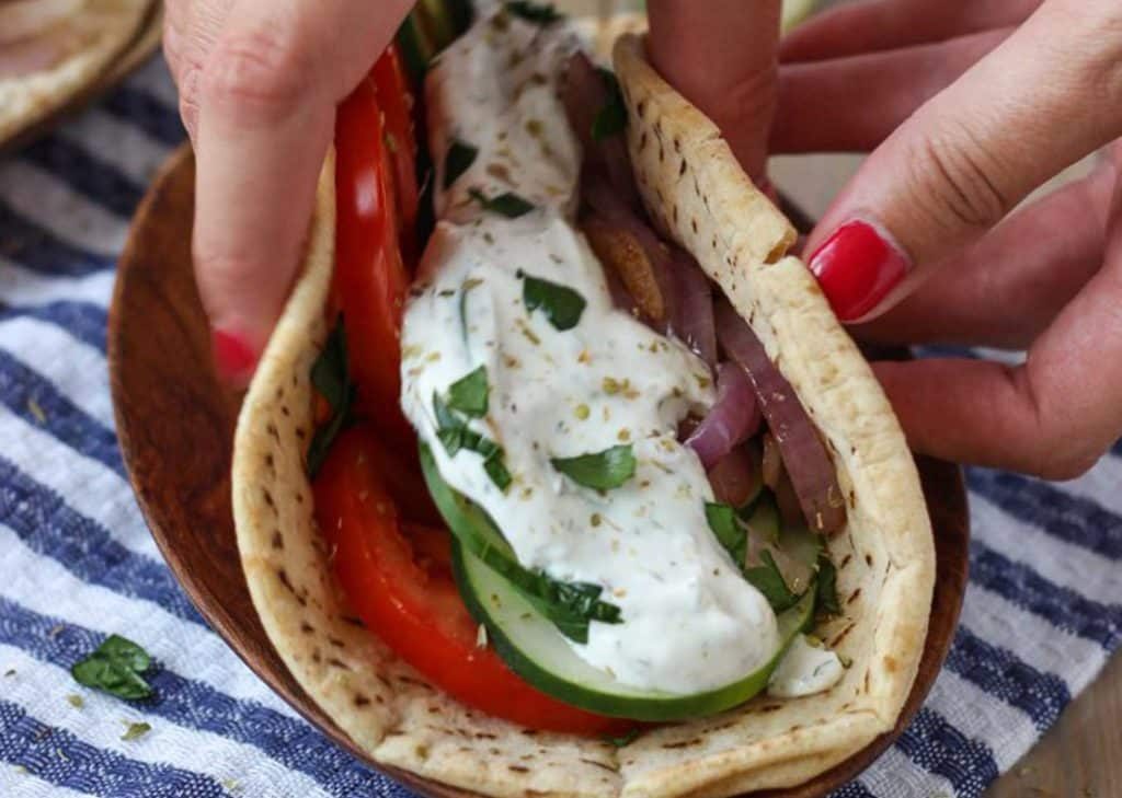 Easy veggie Greek pitas