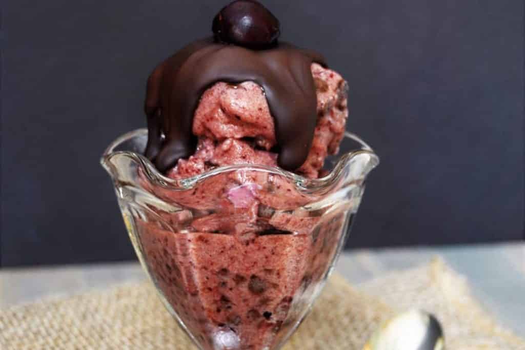 Cherry chocolate chip nice cream