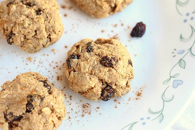 oatmeal raisin cookies