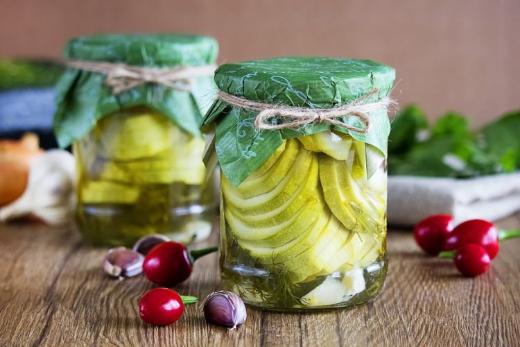 12 Crispy Benefits of Pickle Juice + How to Down it Easier