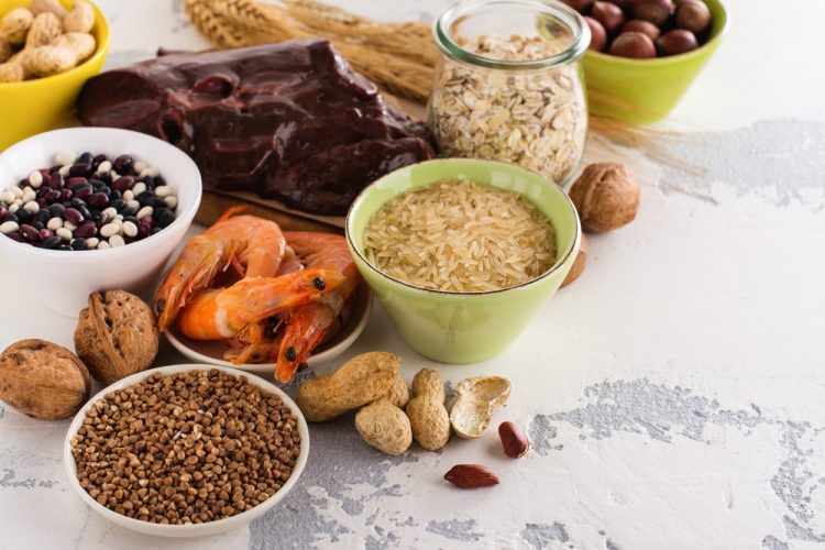 10 Troublesome Symptoms of Copper Deficiency (+ How to Correct It)